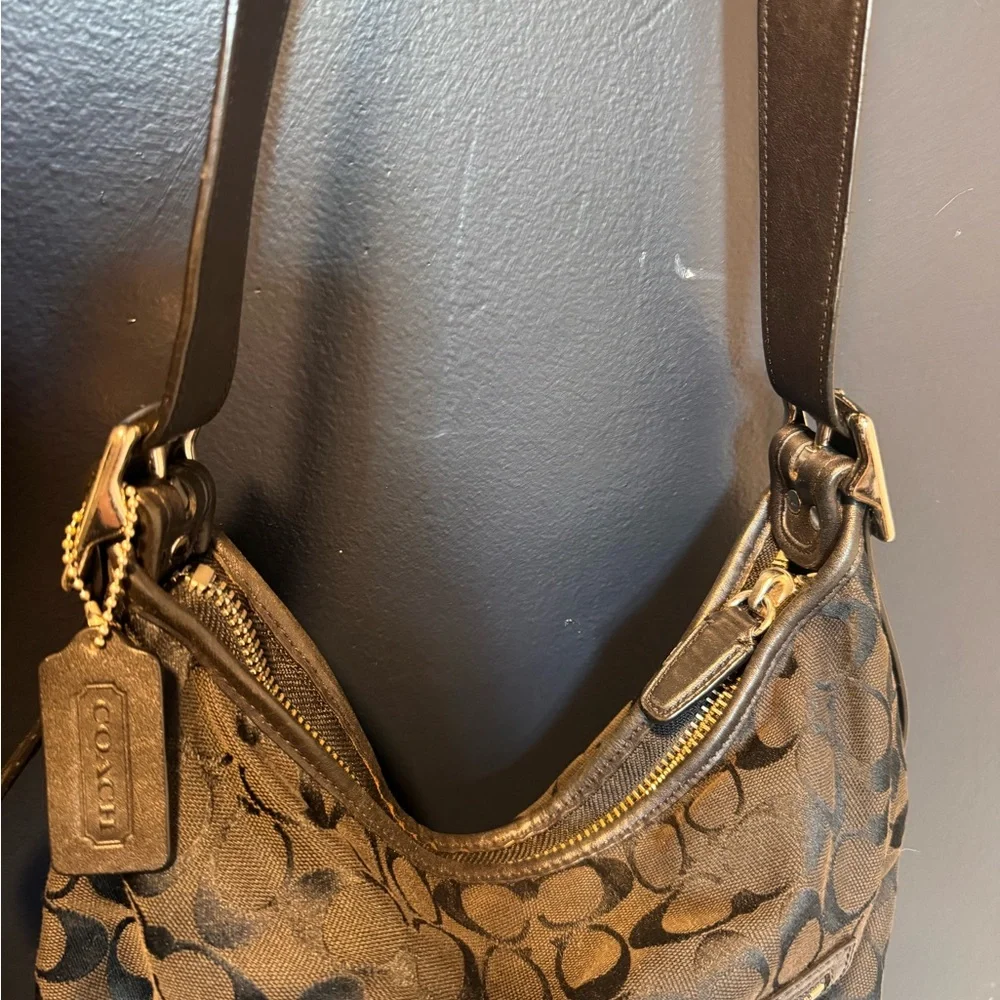 Coach F51381 25380 Black Signature Jacquard Leather Hobo Crossbody Shoulder Bag